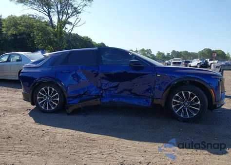 2024 Cadillac Lyriq Sport W/1Sf from USA, damaged, VIN 1GYKPTRL1RZ107662